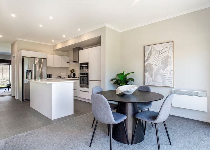  at 8 Killick Place, Long Bay, Auckland