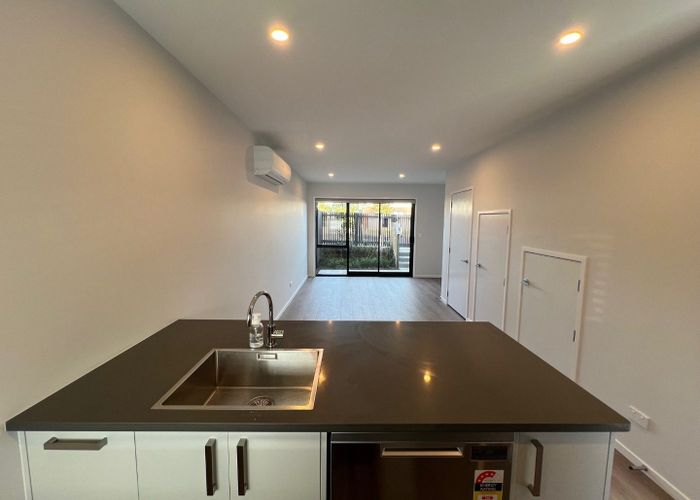  at 7 Whati Lane, Henderson, Waitakere City, Auckland