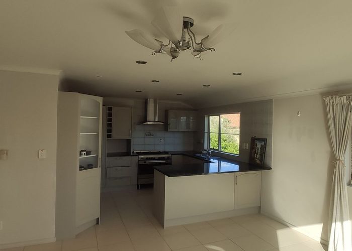  at 48 Monte Cassino Place, Birkdale, North Shore City, Auckland