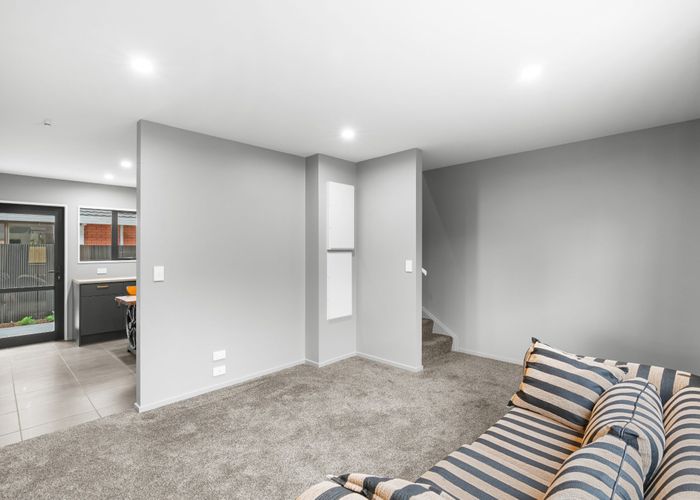  at 4/10 Newnham Terrace, Upper Riccarton, Christchurch City, Canterbury