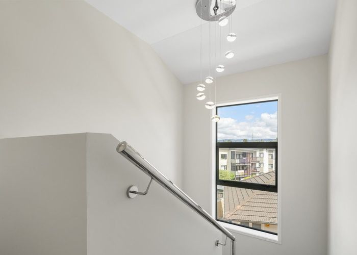  at 95D Kervil Avenue, Te Atatu Peninsula, Waitakere City, Auckland