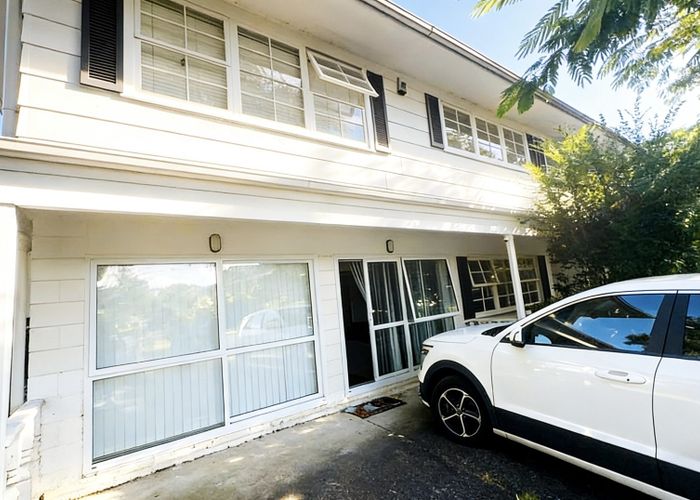  at 35 Maxwelton Drive, Mairangi Bay, Auckland