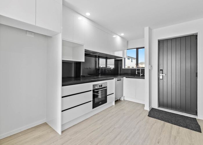  at 11B Kimpton Road, Papatoetoe, Manukau City, Auckland