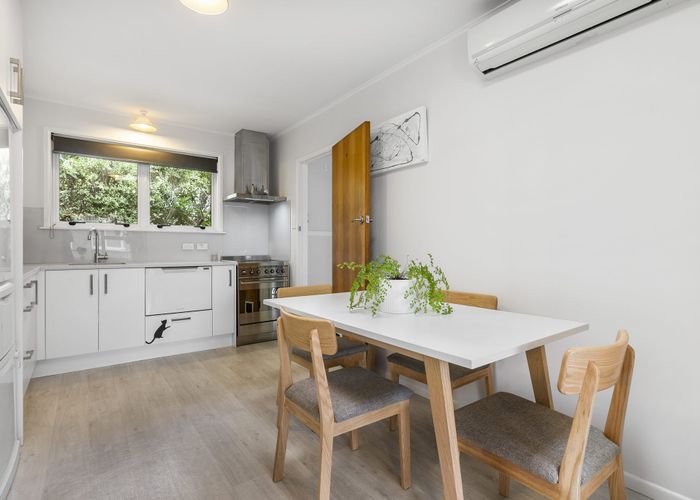  at 2/93 Symonds Street, Onehunga, Auckland