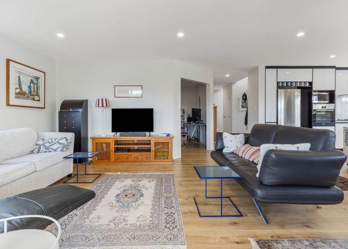  at 513A West Coast Road, Glen Eden, Waitakere City, Auckland