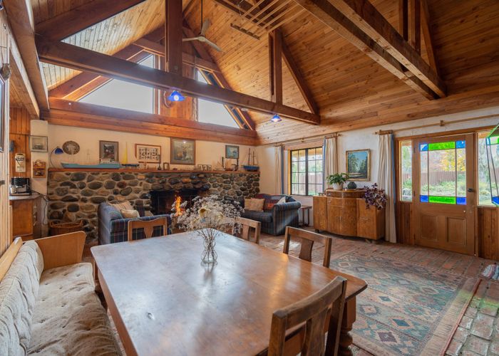  at 41 HOME ST, Manapouri, Manapouri