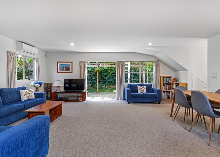  at 3/24 Wernham Place, Northcote, North Shore City, Auckland