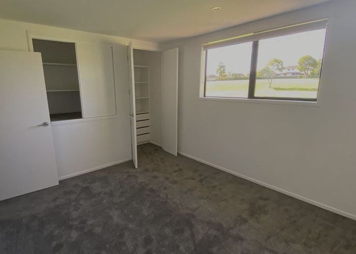  at 10/81 Kervil Avenue, Te Atatu Peninsula, Waitakere City, Auckland