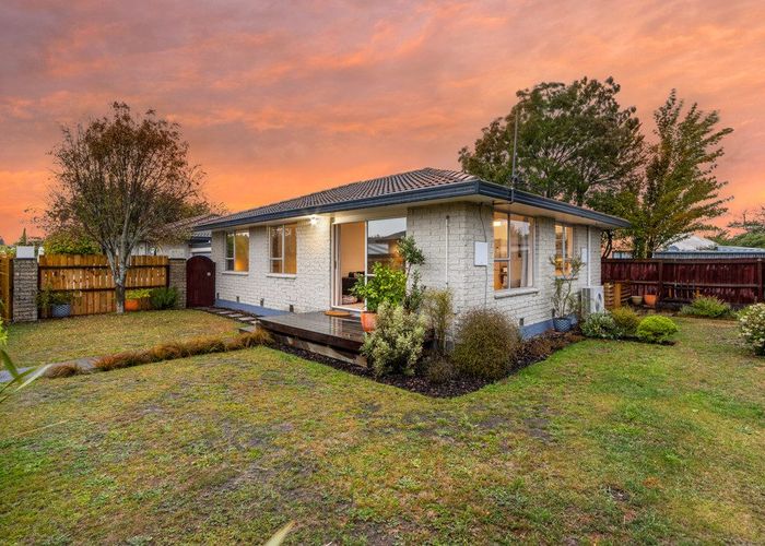  at 1/9C Lydbury Place, Parklands, Christchurch