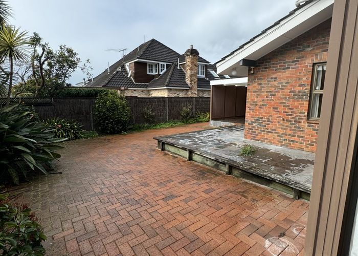  at 18 Sanders Avenue, Takapuna, Auckland