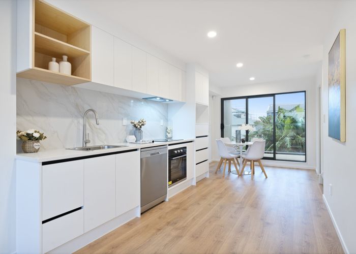  at Lot 8 / 11 Hereford Street, Te Atatu Peninsula, Waitakere City, Auckland