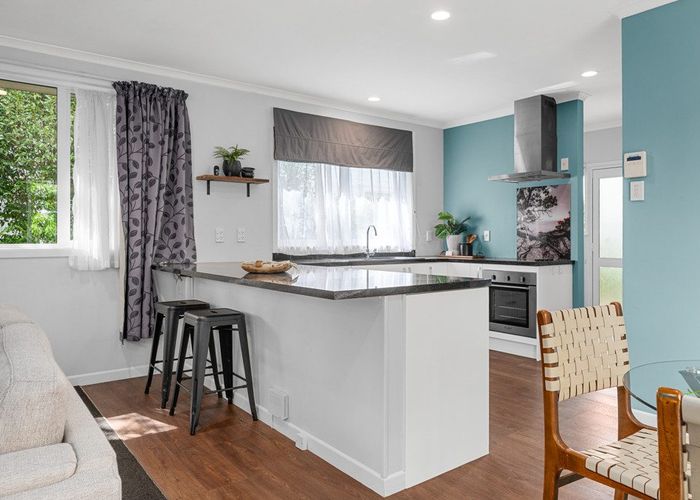  at 76 Nixon Street, Hamilton East, Hamilton