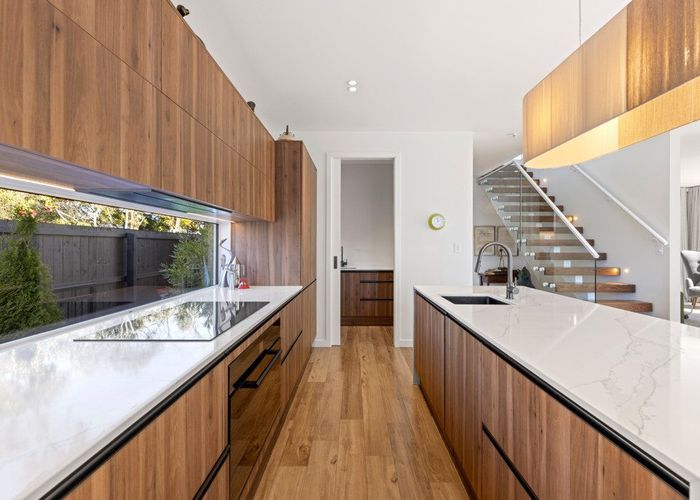  at 17 Strowan Road, Strowan, Christchurch City, Canterbury