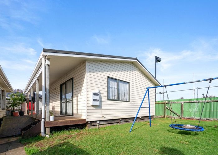  at 22 Elizabeth Avenue, Papatoetoe, Manukau City, Auckland
