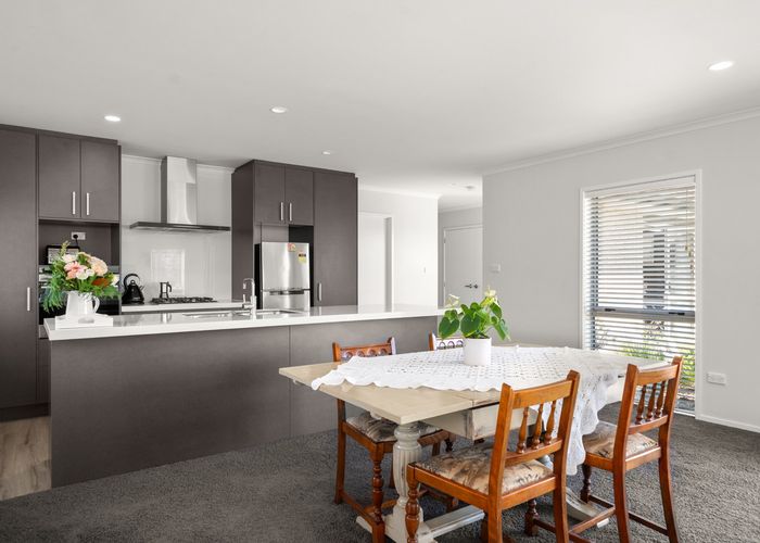  at 42 Benmore Crescent, Pyes Pa, Tauranga