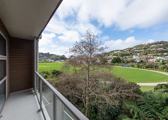  at 2/36 Makara Road, Karori, Wellington