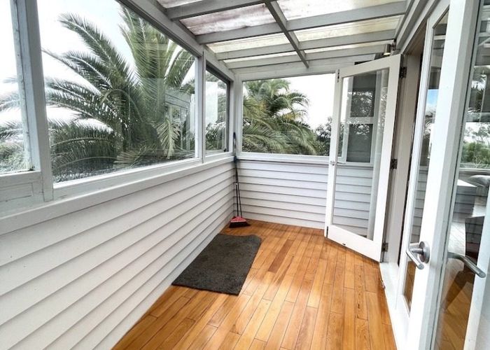  at 34 Gladwin Road, Epsom, Auckland