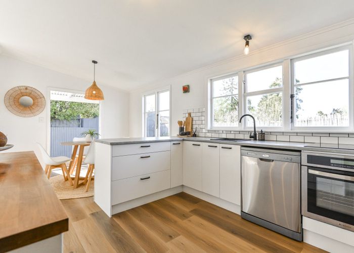  at 305A Frederick Street West, Mahora, Hastings