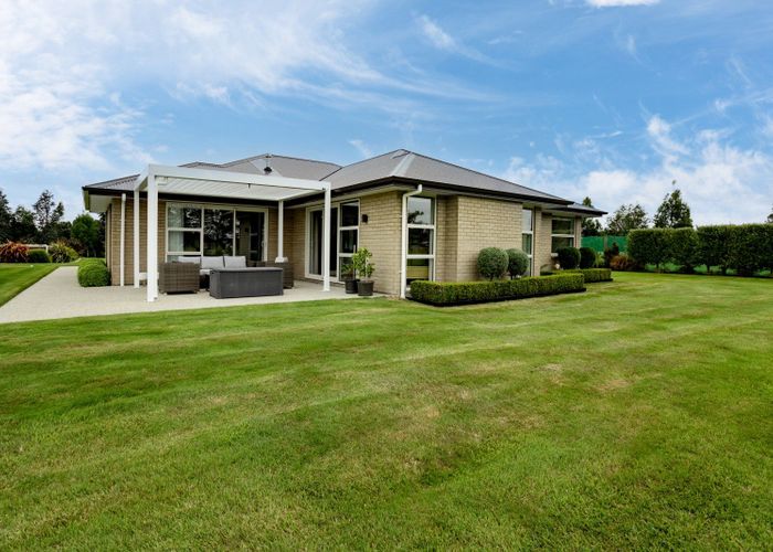  at 152 Moore Road, Lorneville, Invercargill, Southland