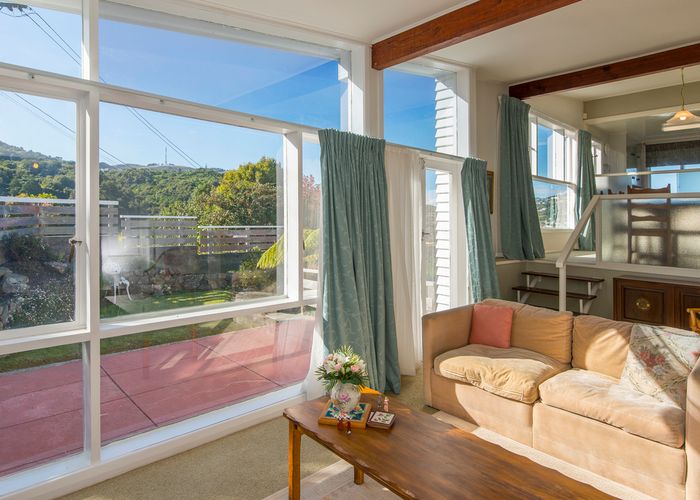  at 28 Spencer Street, Crofton Downs, Wellington