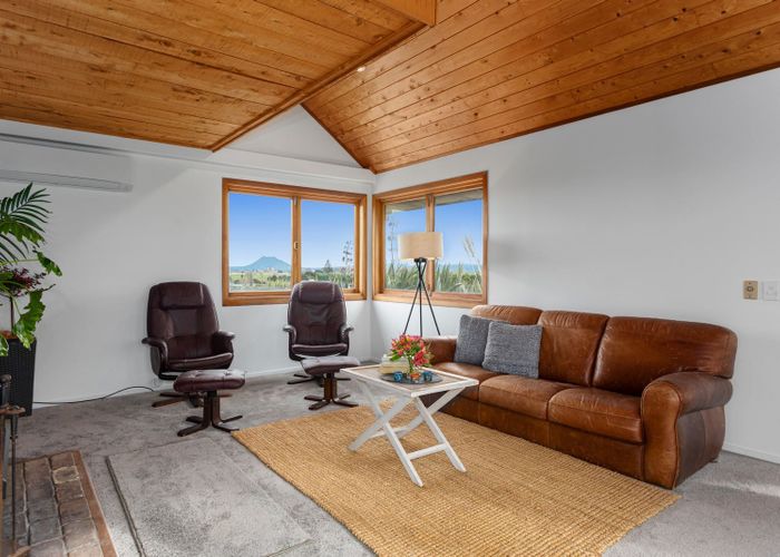  at 880B Thornton Road, Thornton, Whakatane