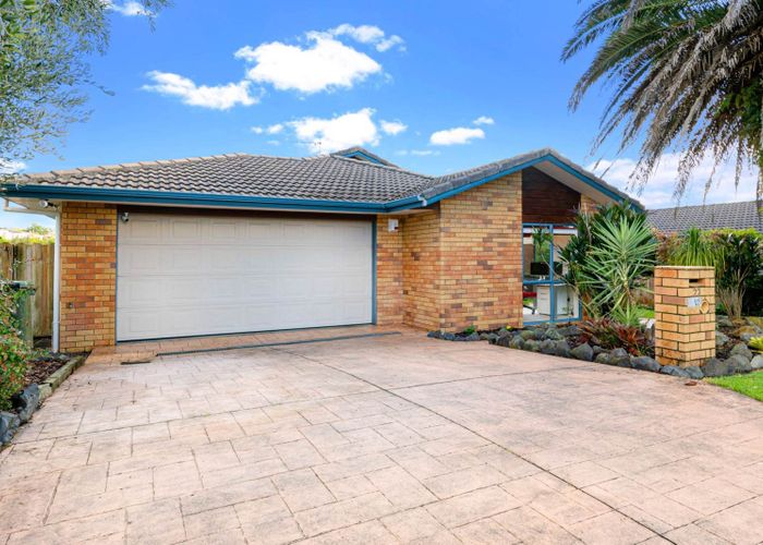  at 22 Adelphi Place, Albany, Auckland