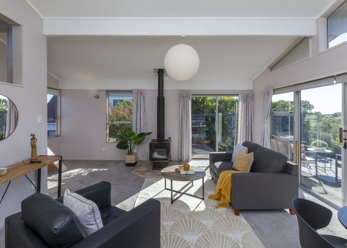  at 35 Eruini Street, Waikanae Beach, Waikanae