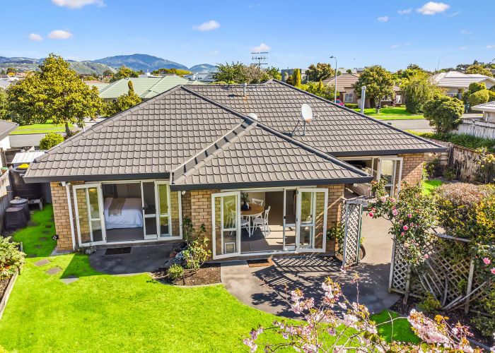  at 37 Murray Court, Paraparaumu Beach, Paraparaumu