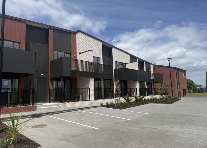  at 10 & 12 Humphreys Place, Mangere, Manukau City, Auckland