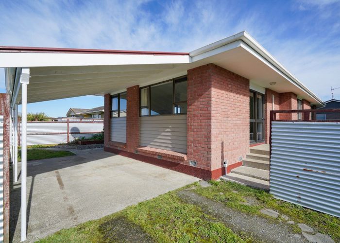  at 64 Humber Place, Clifton, Invercargill