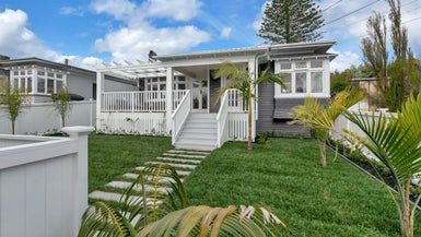  at 35 William Denny Avenue, Westmere, Auckland