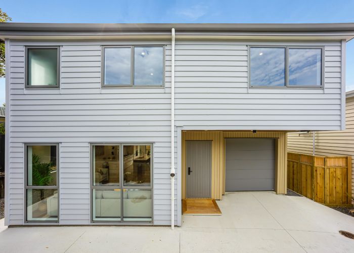  at 9B Widmore Drive, Massey, Auckland
