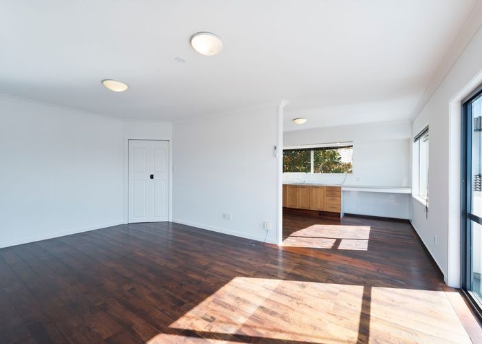  at 3 Spargo Road, Massey, Waitakere City, Auckland