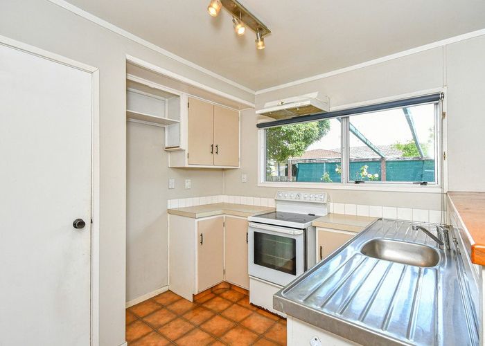  at 38 Walter Strevens Drive, Conifer Grove, Takanini