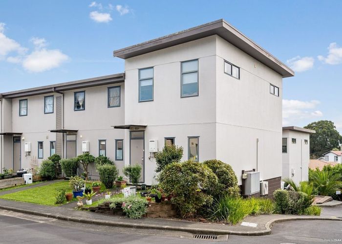  at 6/42 Holly Street, Avondale, Auckland City, Auckland