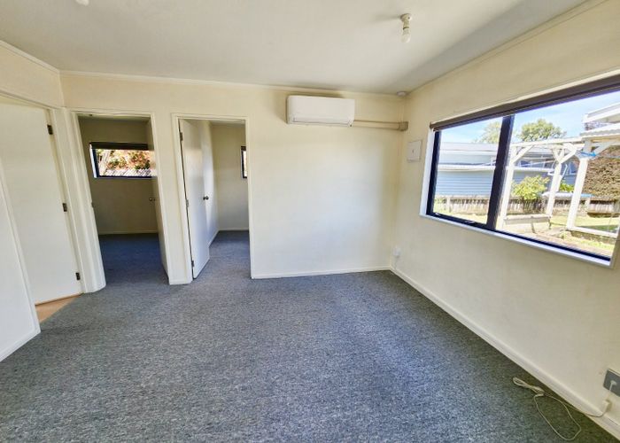  at 15a Swinburne Street, Blockhouse Bay, Auckland City, Auckland