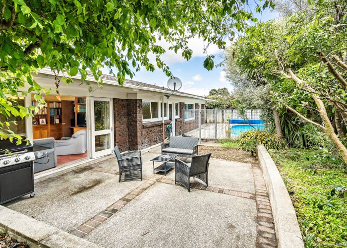  at 9 Trust Place, Sunnyhills, Auckland