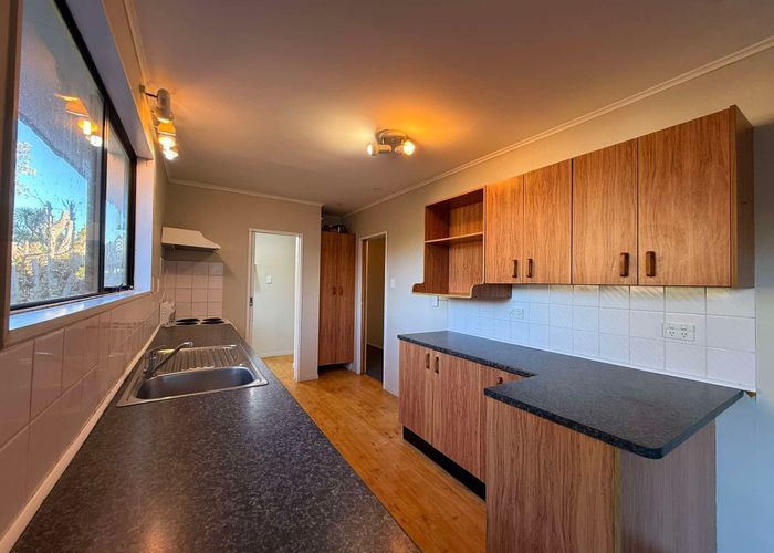 at 40 Whanake Street, Titahi Bay, Porirua, Wellington