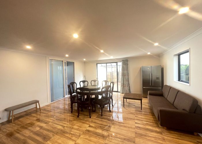  at 89A Rosedale Road, Pinehill, North Shore City, Auckland