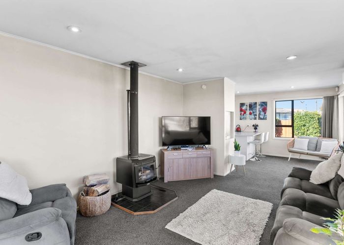  at 37 Moffett Street, Islington, Christchurch