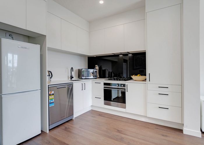  at 36 Long George Drive, Totara Park, Manukau City, Auckland