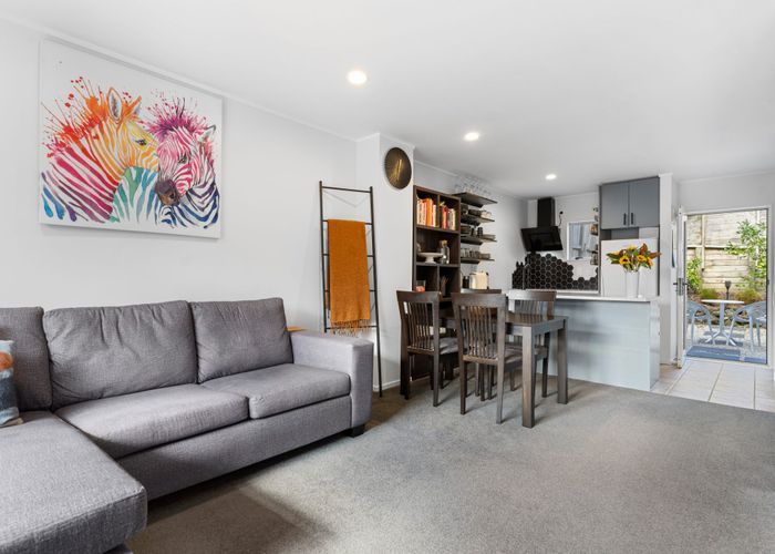  at H5/20 Ian Marwick Place, Birkenhead, North Shore City, Auckland
