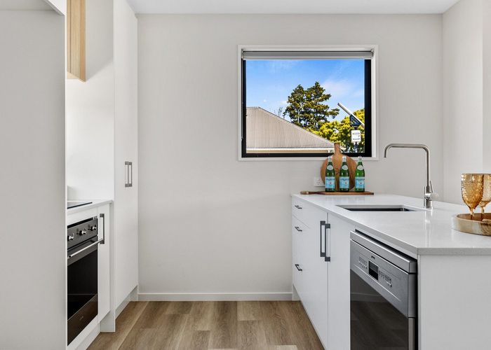  at 1-6/32 Hammersley Avenue, Shirley, Christchurch City, Canterbury