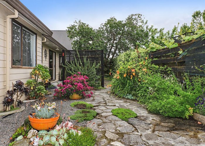  at 12 Railey Place, Greenmeadows, Napier