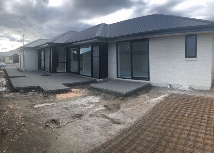  at 8 Pierce Street, Marshland, Christchurch