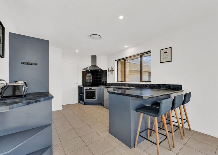  at 21 Forest Drive, Parklands, Christchurch City, Canterbury