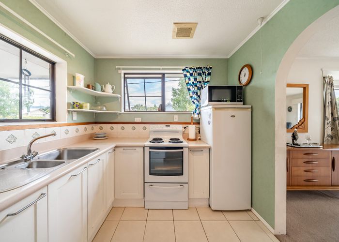  at 2/28 Ranfurly Street, Trentham, Upper Hutt