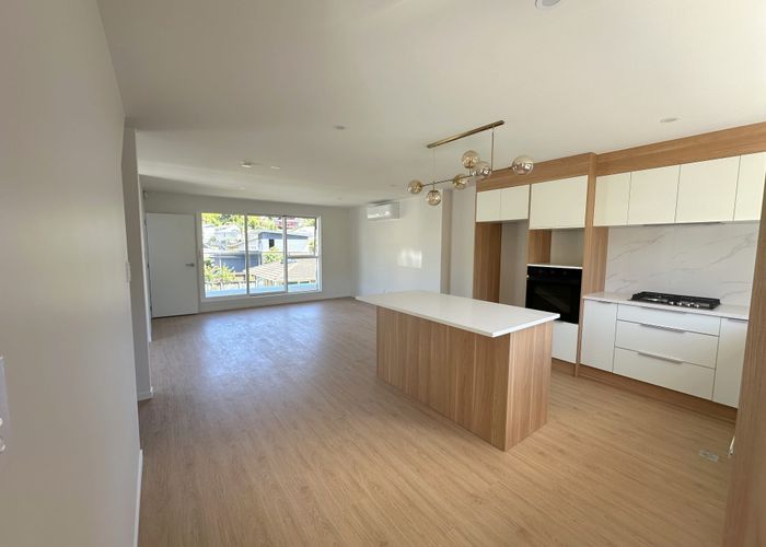  at 15A Blenheim Street, Glenfield, North Shore City, Auckland