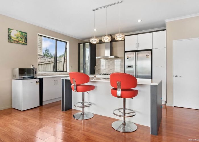  at 23 Namsan Close, Fairview Heights, Auckland