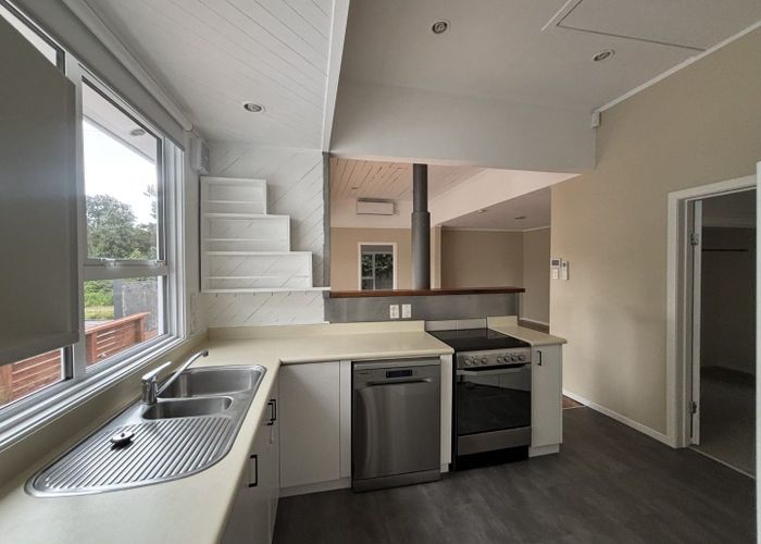  at 2 Te Pari Pari Road, Pukerua Bay, Porirua, Wellington